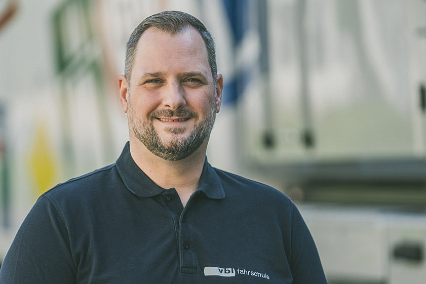 Porträt Milovan Stankovic, Koordinator Administration und Kurswesen.
